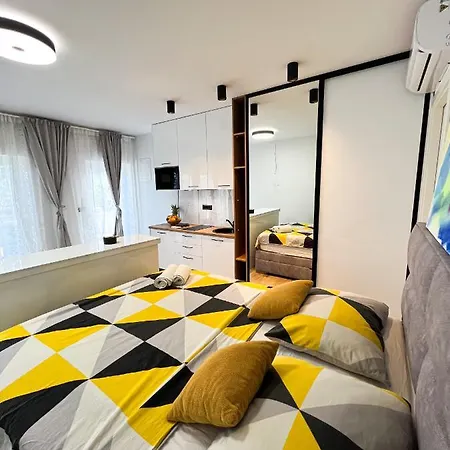 Lägenhet Sanone-studio Jesenice (Split-Dalmatia)